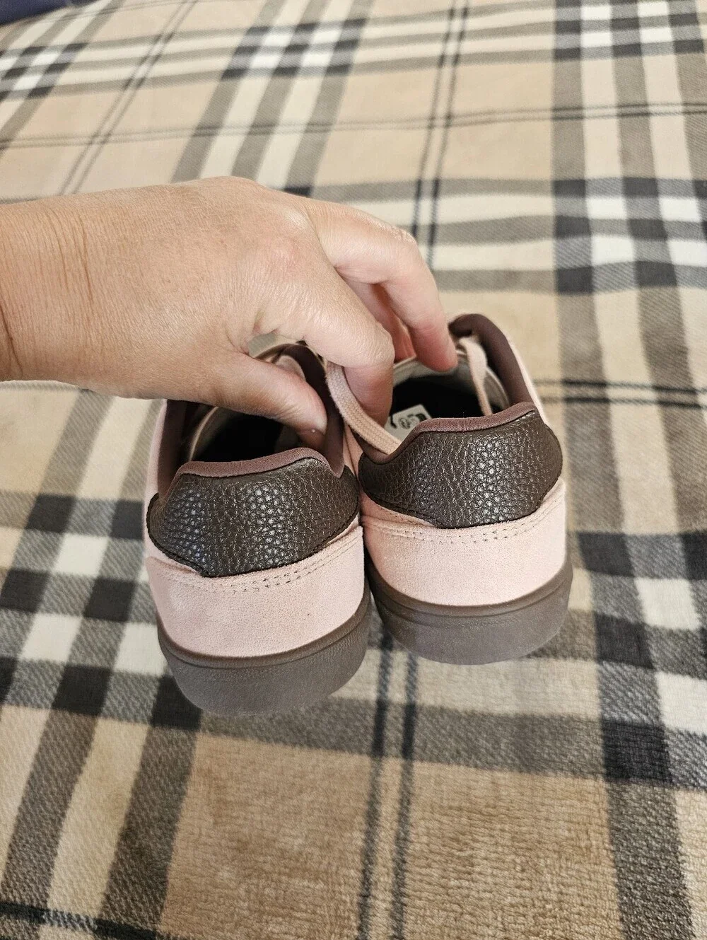 Zara Womens  Blush Pink Suede Low-Top Sneakers